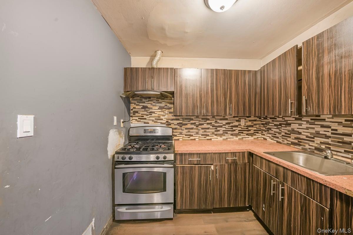 #7 photo, 13024 Springfield Boulevard, クイーンズ区 Springfield Gardens , NY 11413