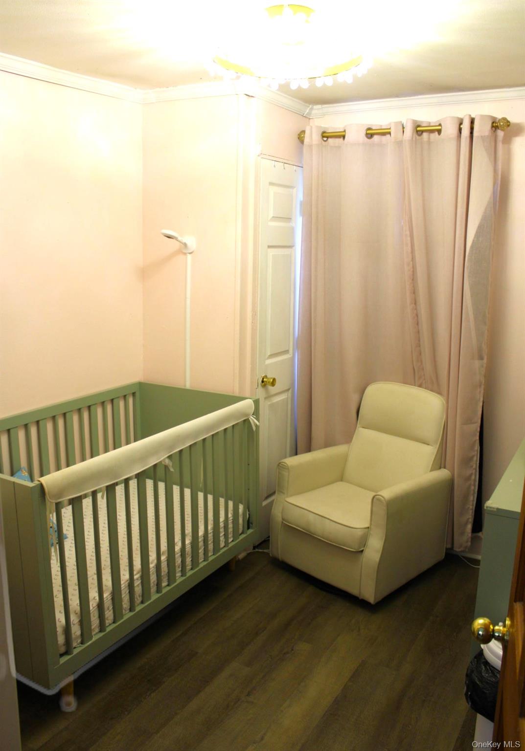 #6 photo, 19 Liberty Street, サフォーク郡 Patchogue , NY 11772