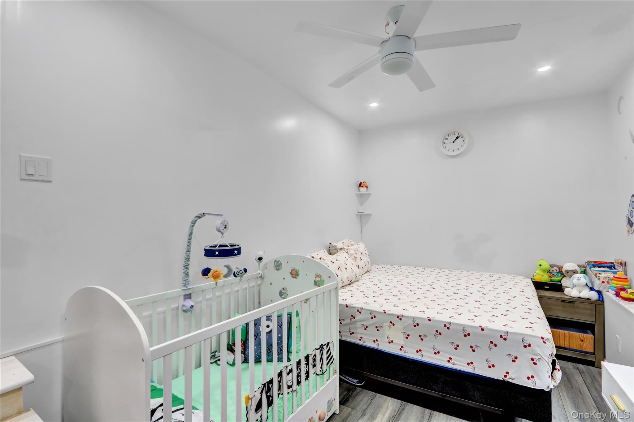 #13 photo, 8724 250th Street, クイーンズ区 Bellerose , NY 11426