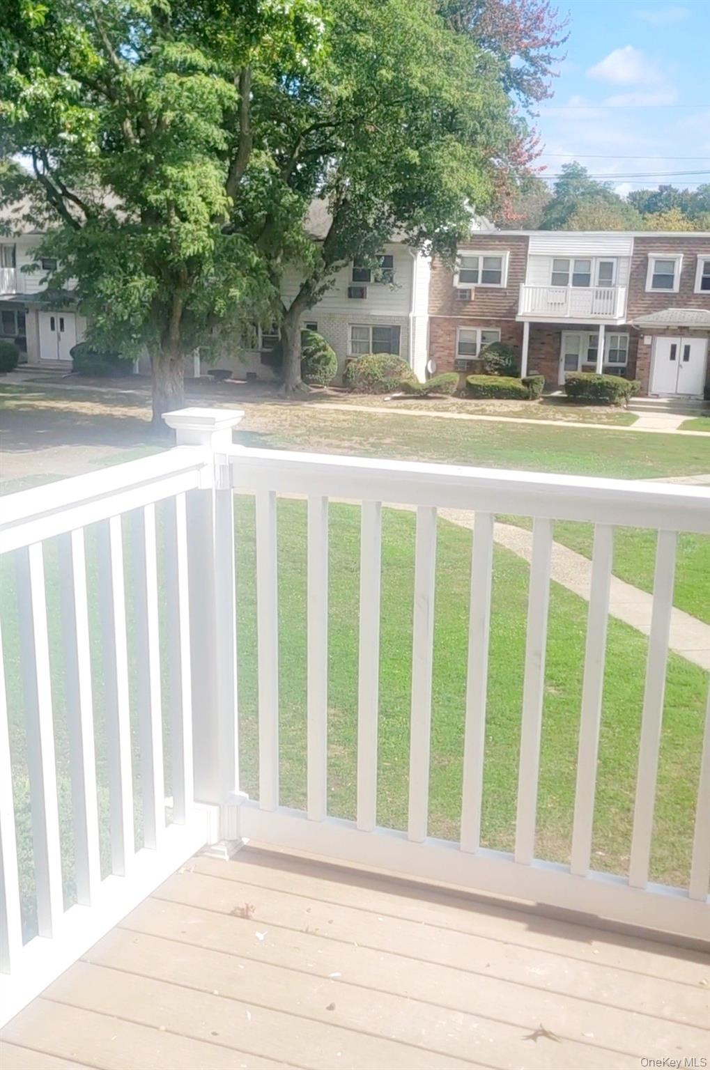 #8 photo, 5 A Hemlock Drive, Bay Shore , NY 11706