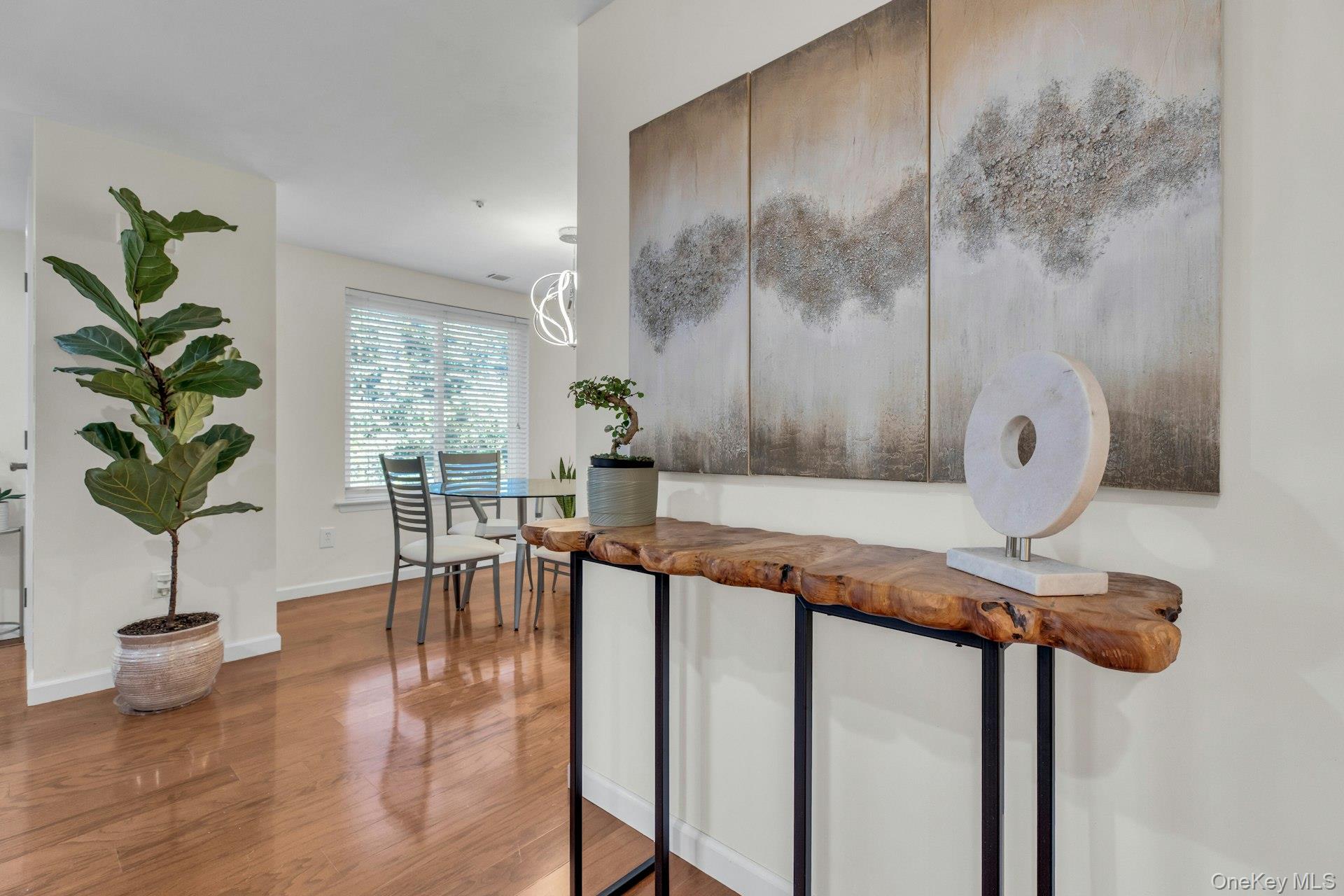 #14 photo, 634 W End Drive, サフォーク郡 Medford , NY 11763