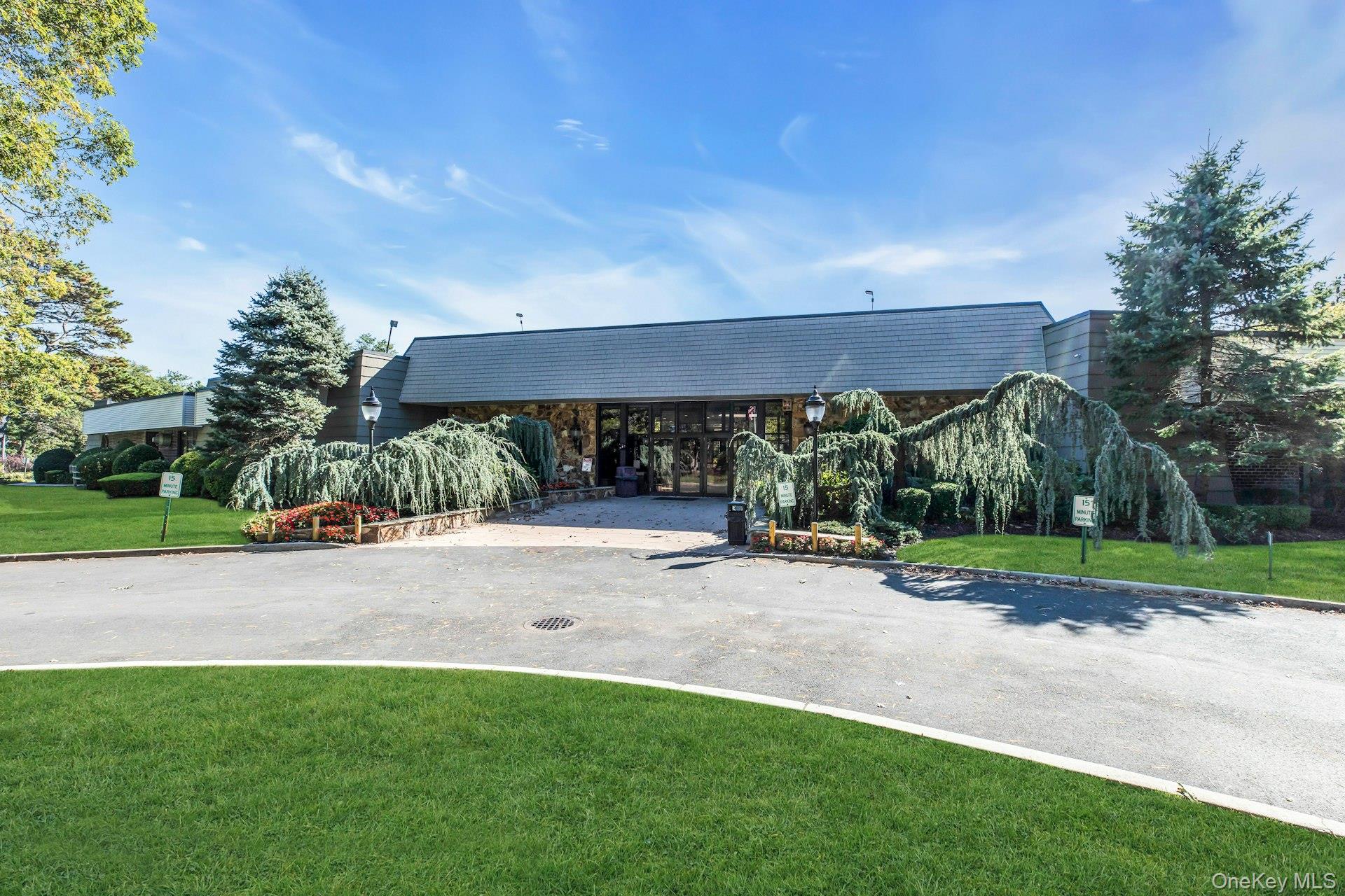 #18 photo, 634 W End Drive, サフォーク郡 Medford , NY 11763