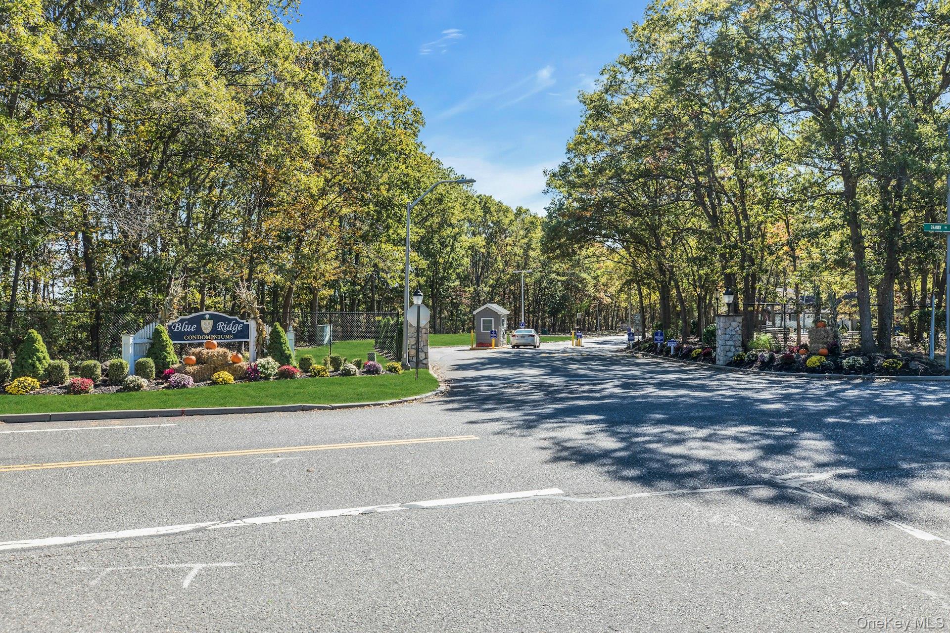 #3 photo, 634 W End Drive, サフォーク郡 Medford , NY 11763