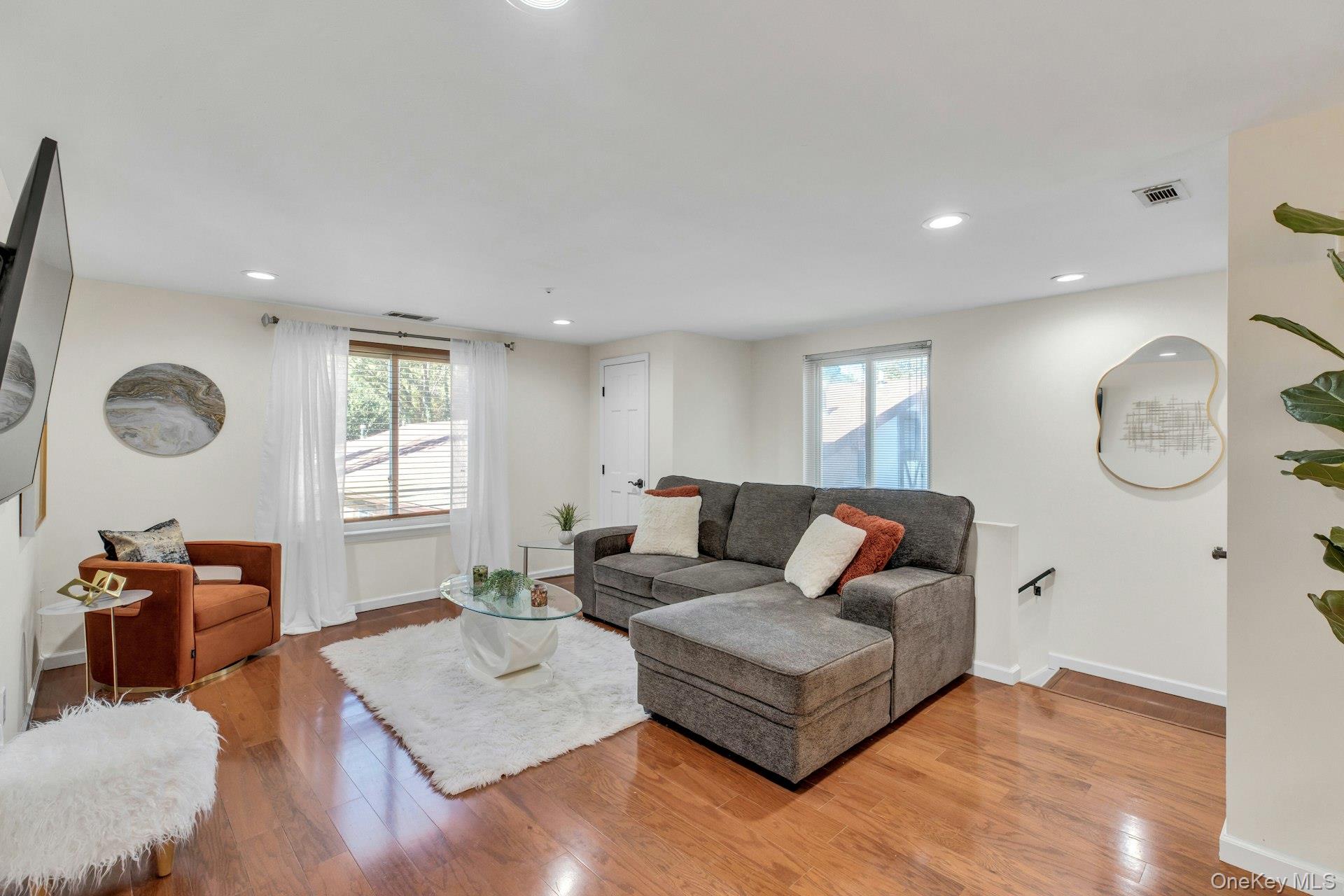 #7 photo, 634 W End Drive, サフォーク郡 Medford , NY 11763