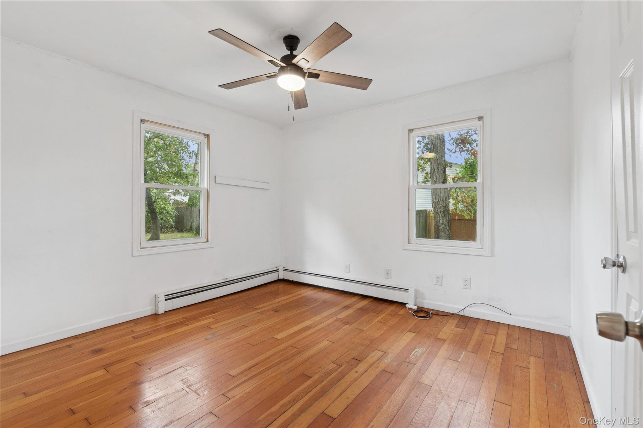 #10 photo, 15 Poncho Drive, サフォーク郡 Mastic , NY 11950