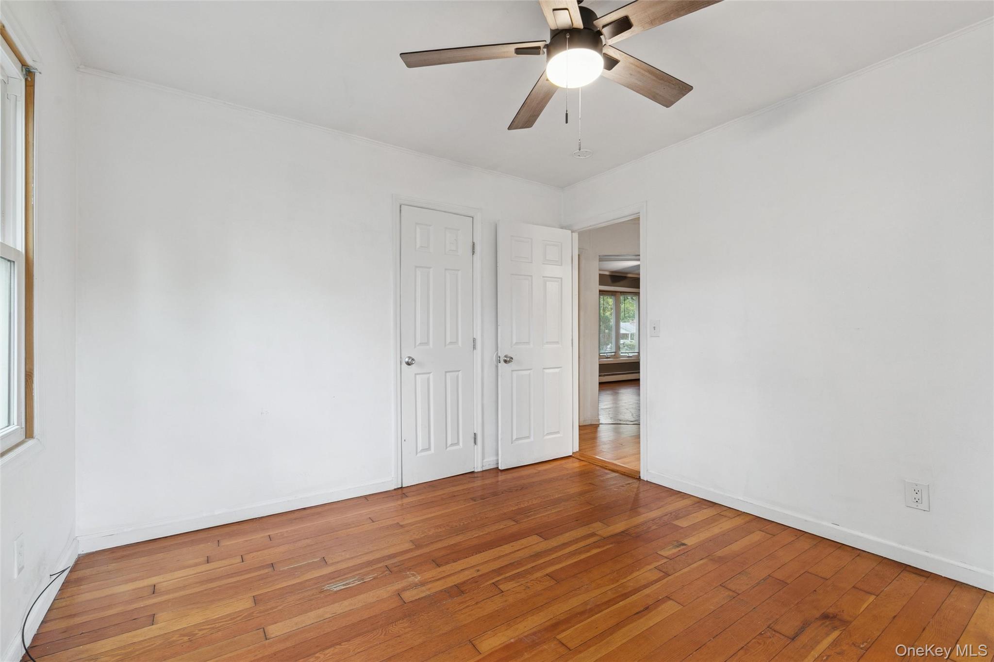 #11 photo, 15 Poncho Drive, サフォーク郡 Mastic , NY 11950