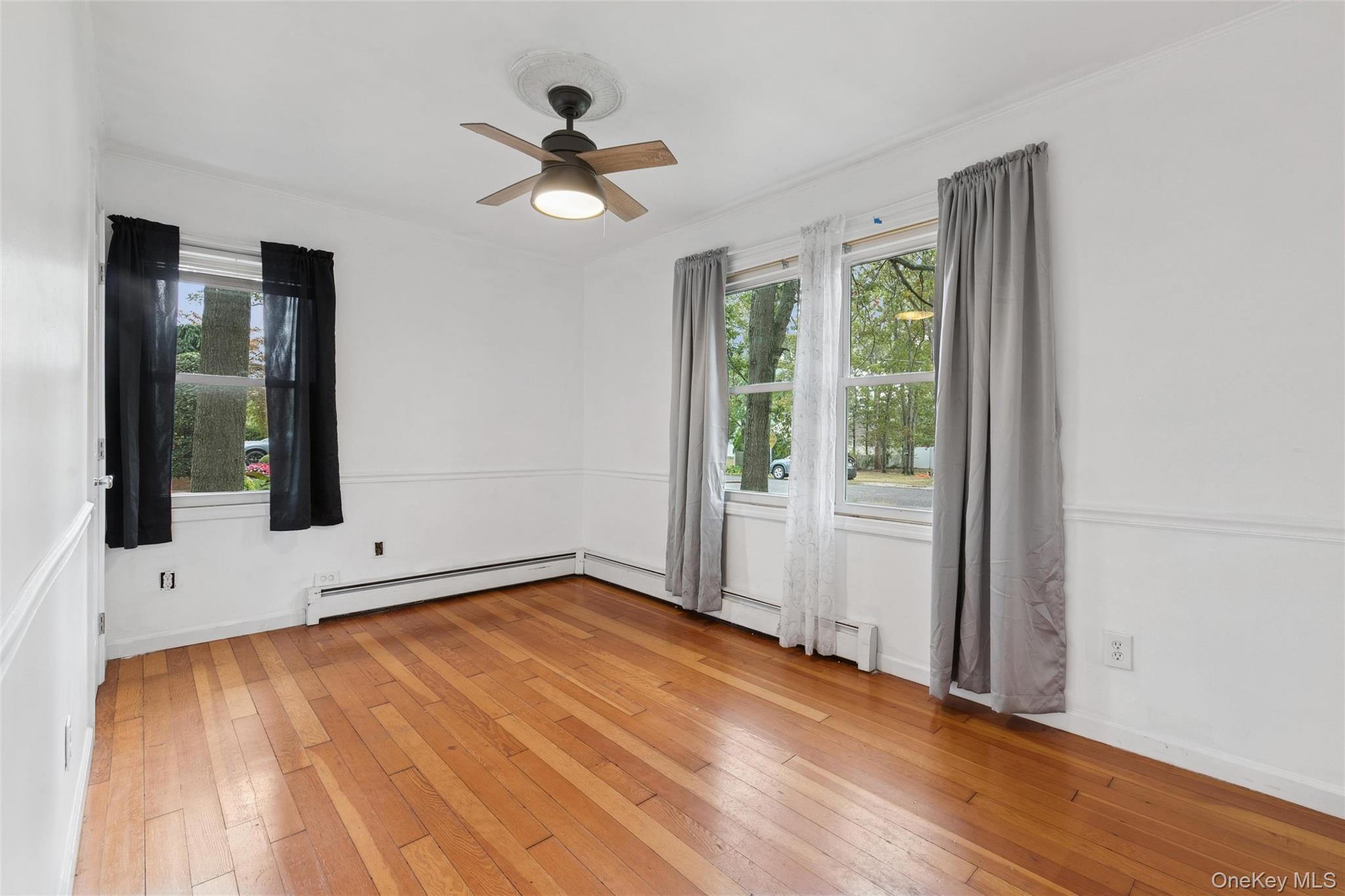 #8 photo, 15 Poncho Drive, サフォーク郡 Mastic , NY 11950