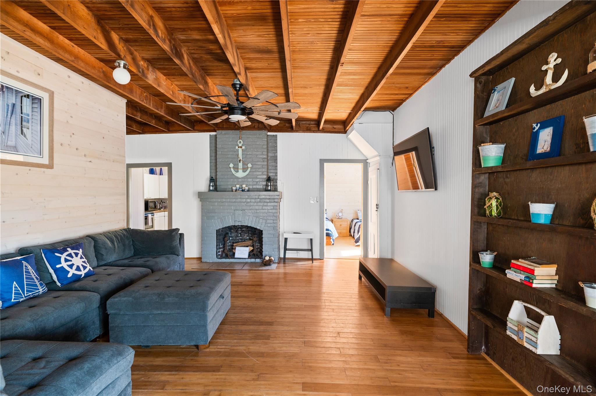 #7 photo, 597 Bayberry Walk, サフォーク郡 Ocean Beach , NY 11770