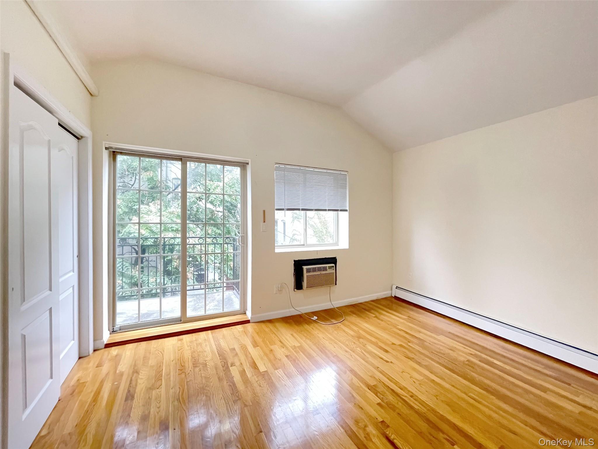 #6 photo, 10-03 36th Avenue, クイーンズ区 Long Island City , NY 11106