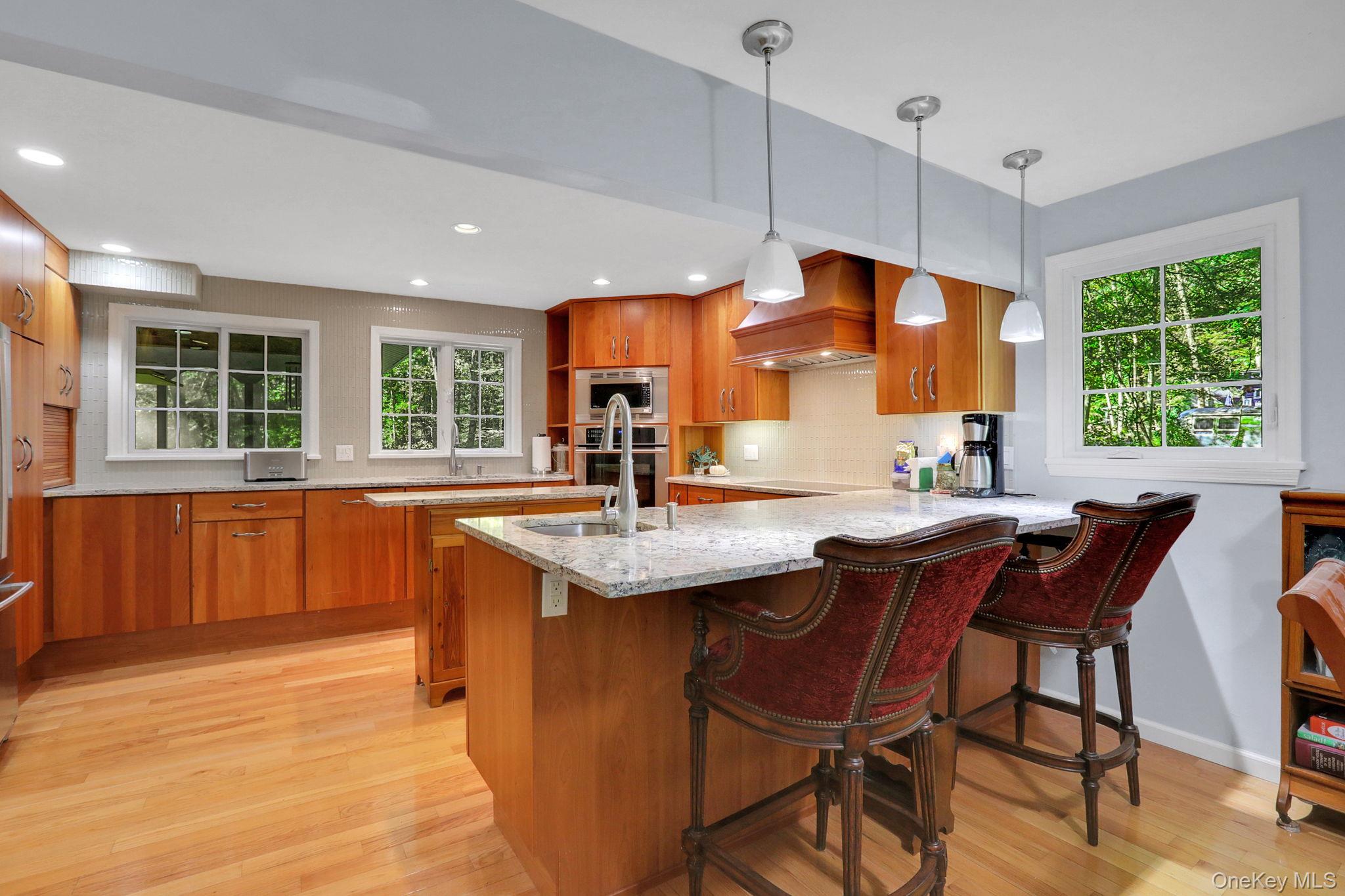 #11 photo, 1033 Old Post Road, New Paltz , NY 12561