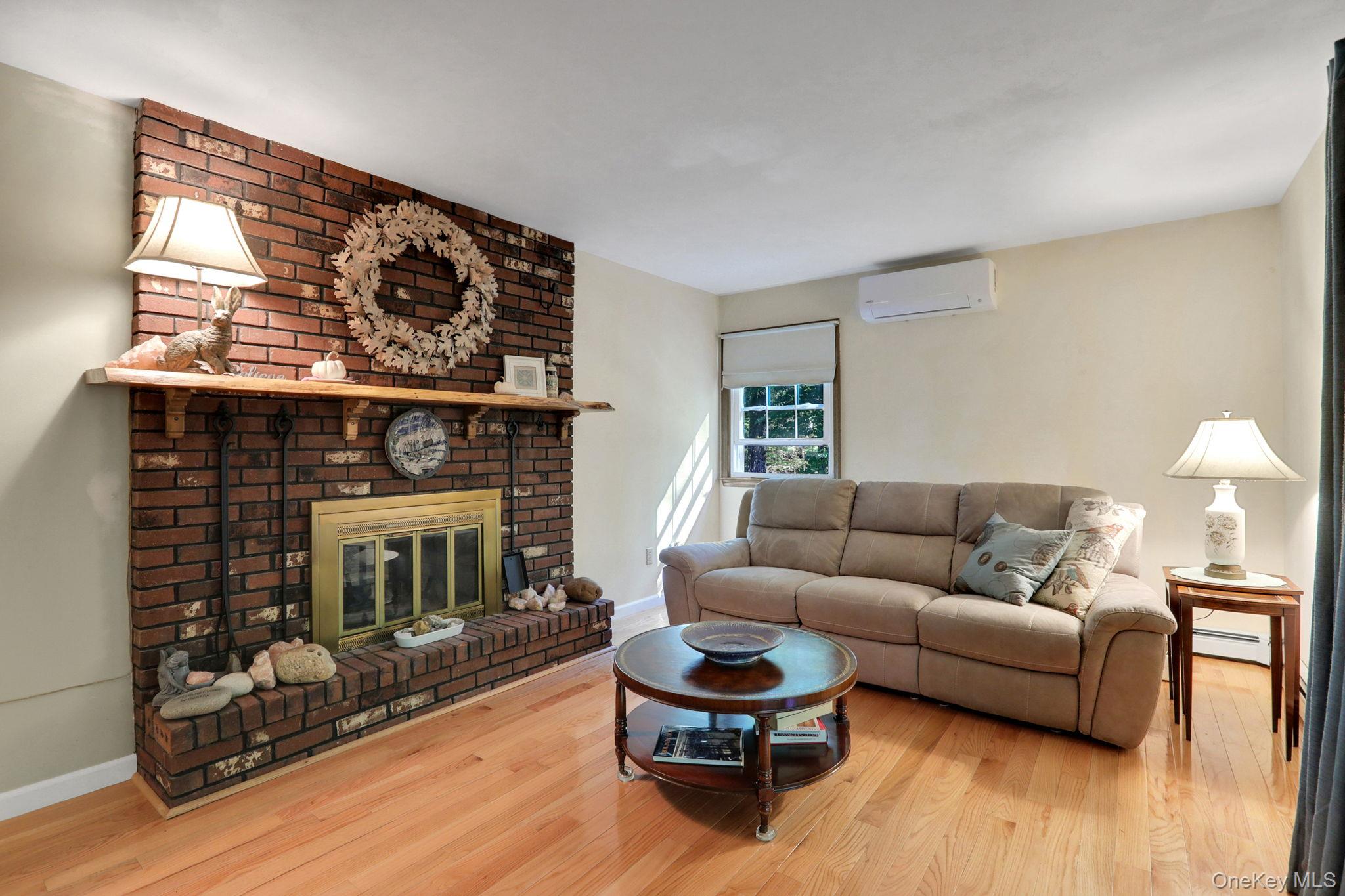 #17 photo, 1033 Old Post Road, New Paltz , NY 12561