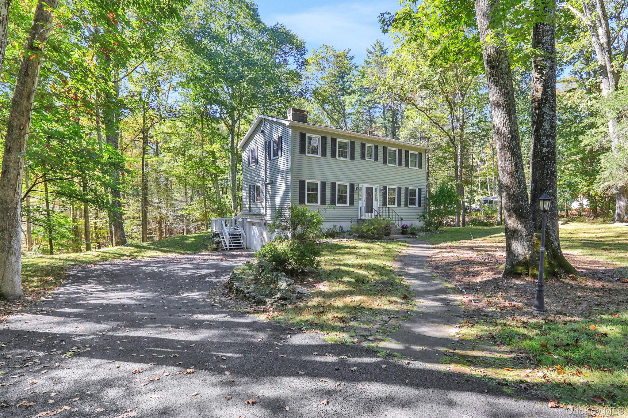 #2 photo, 1033 Old Post Road, New Paltz , NY 12561