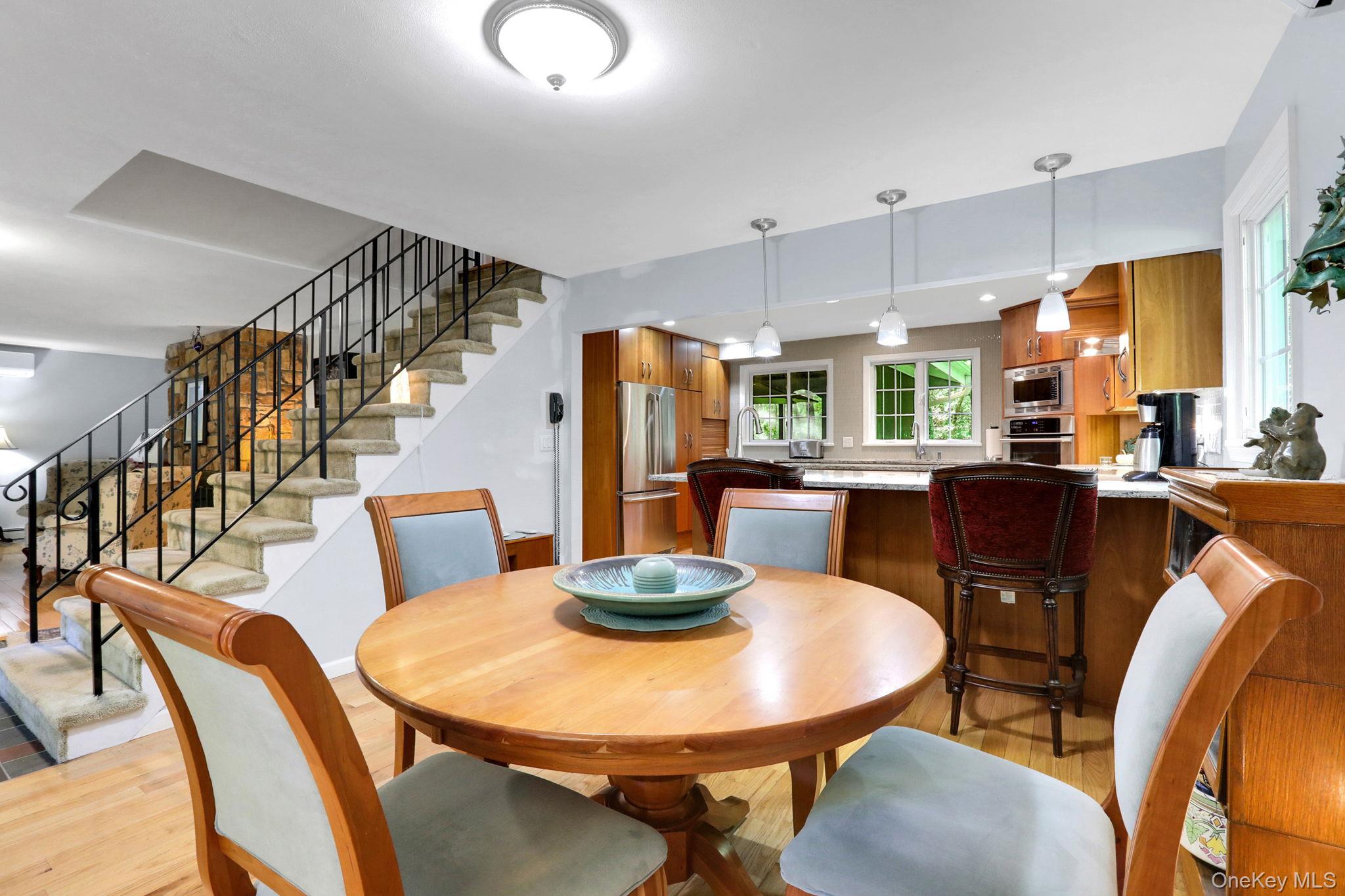 #7 photo, 1033 Old Post Road, New Paltz , NY 12561