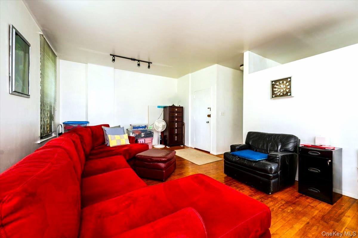 #3 photo, 182 Nevins Street, ブルックリン区 Brooklyn , NY 11217