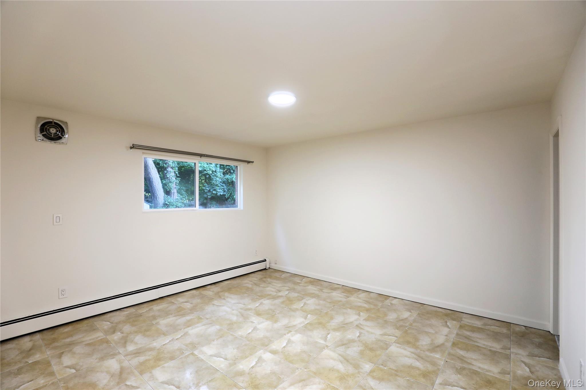 #20 photo, 30 Lamb Avenue, Saugerties , NY 12477