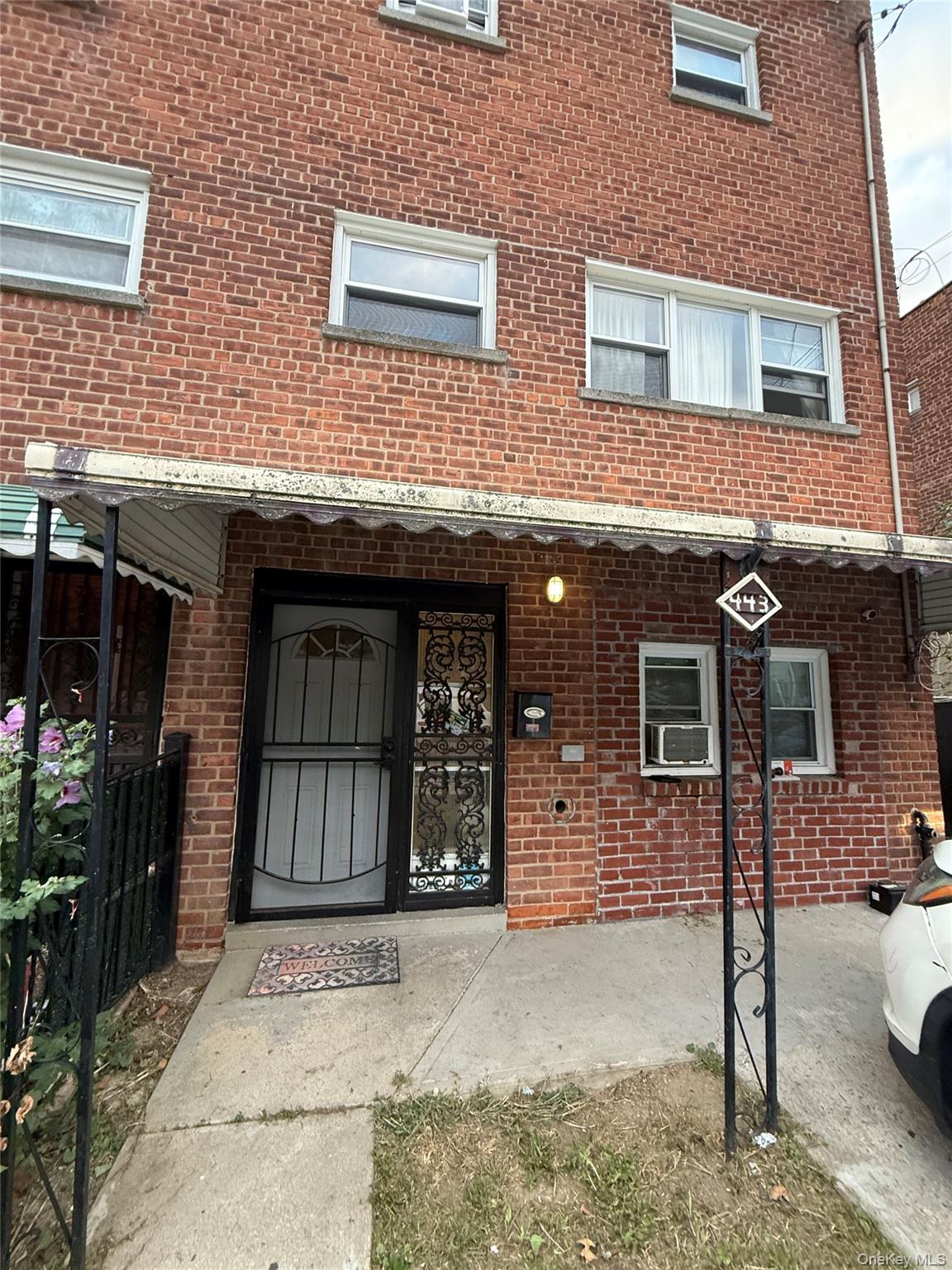 #1 photo, 443 Howe Avenue, ブロンクス区 Bronx , NY 10473