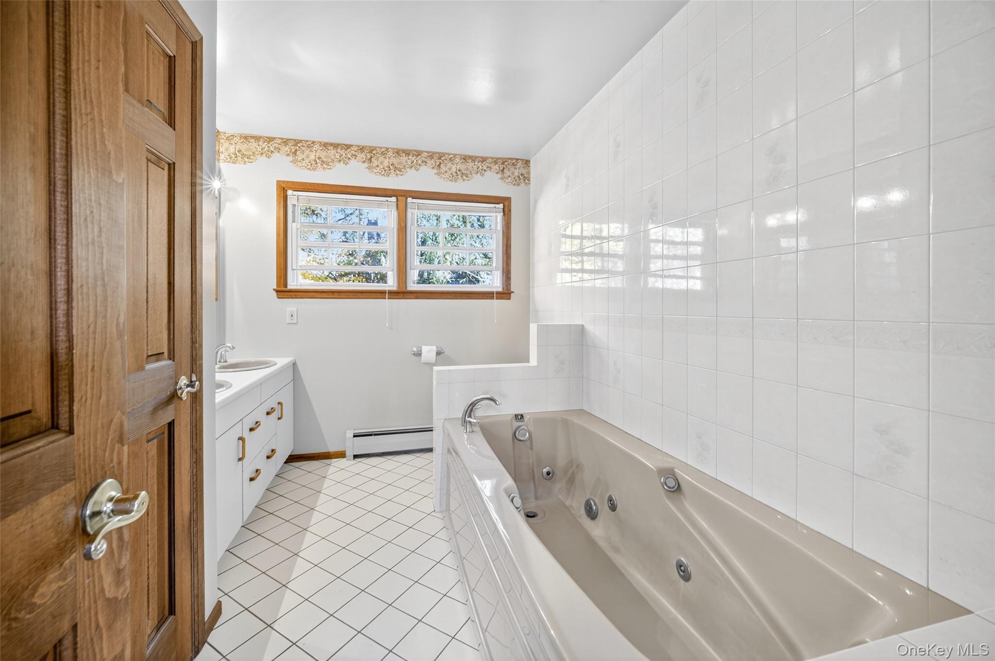 #17 photo, 34 Lawrence Road, Hyde Park , NY 12538