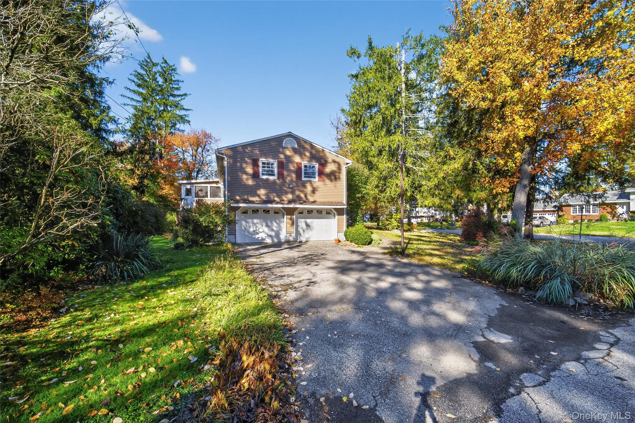 #4 photo, 34 Lawrence Road, Hyde Park , NY 12538