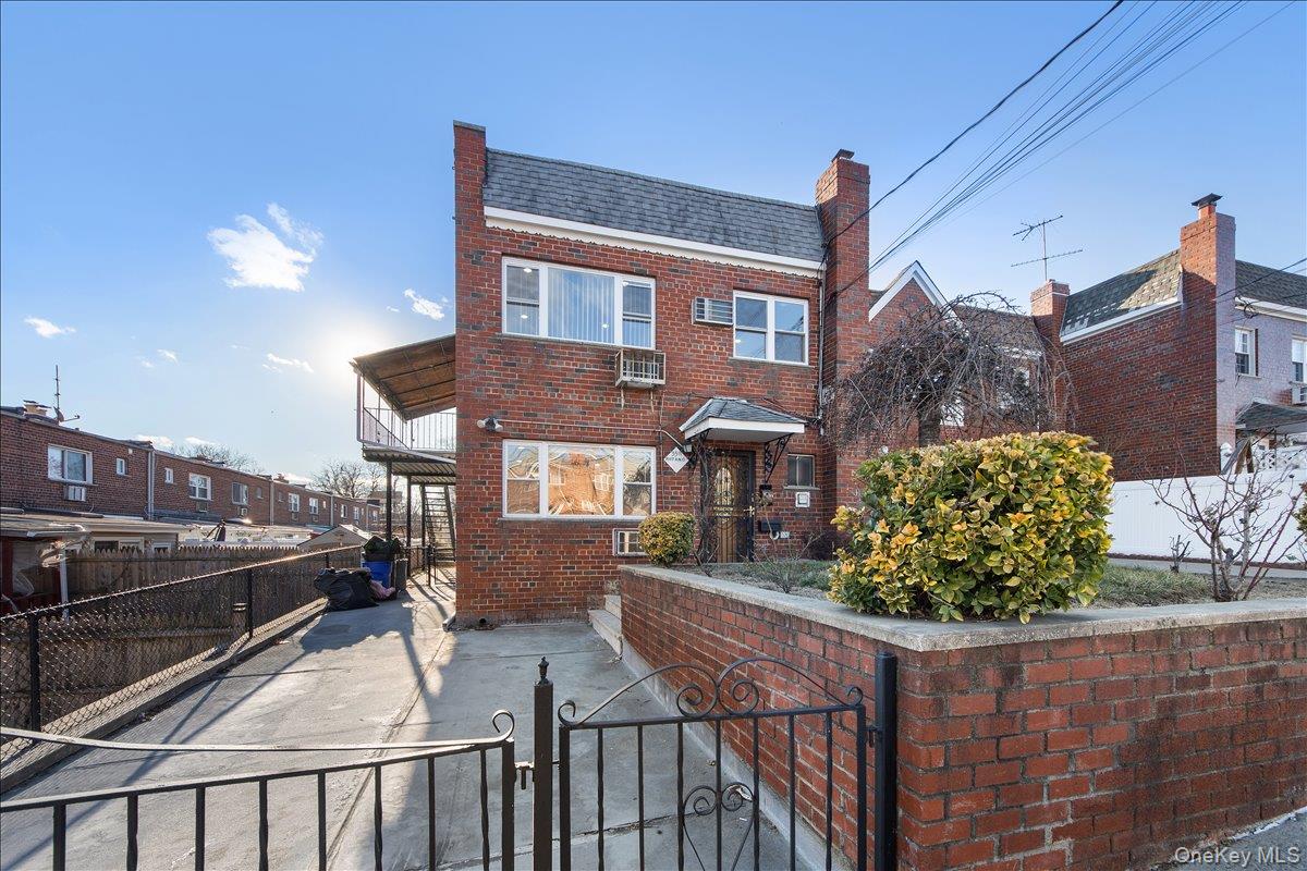 #3 photo, 3511 McOwen Avenue, ブロンクス区 Bronx , NY 10475