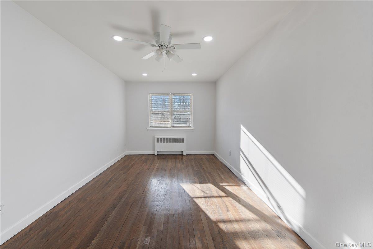 #8 photo, 3511 McOwen Avenue, ブロンクス区 Bronx , NY 10475