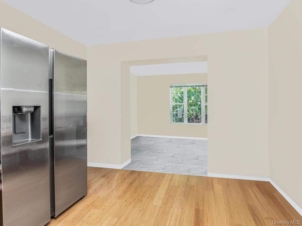 #3 photo, 1283 E 223rd Street, ブロンクス区 Bronx , NY 10466