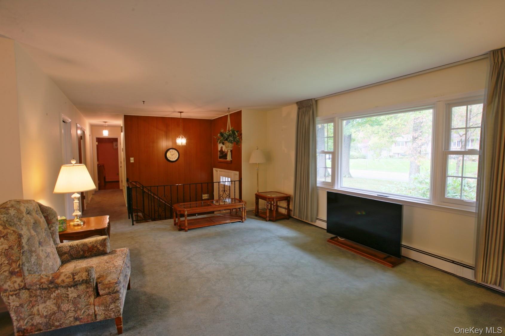 #10 photo, 7 Margaret Drive, Hyde Park , NY 12538