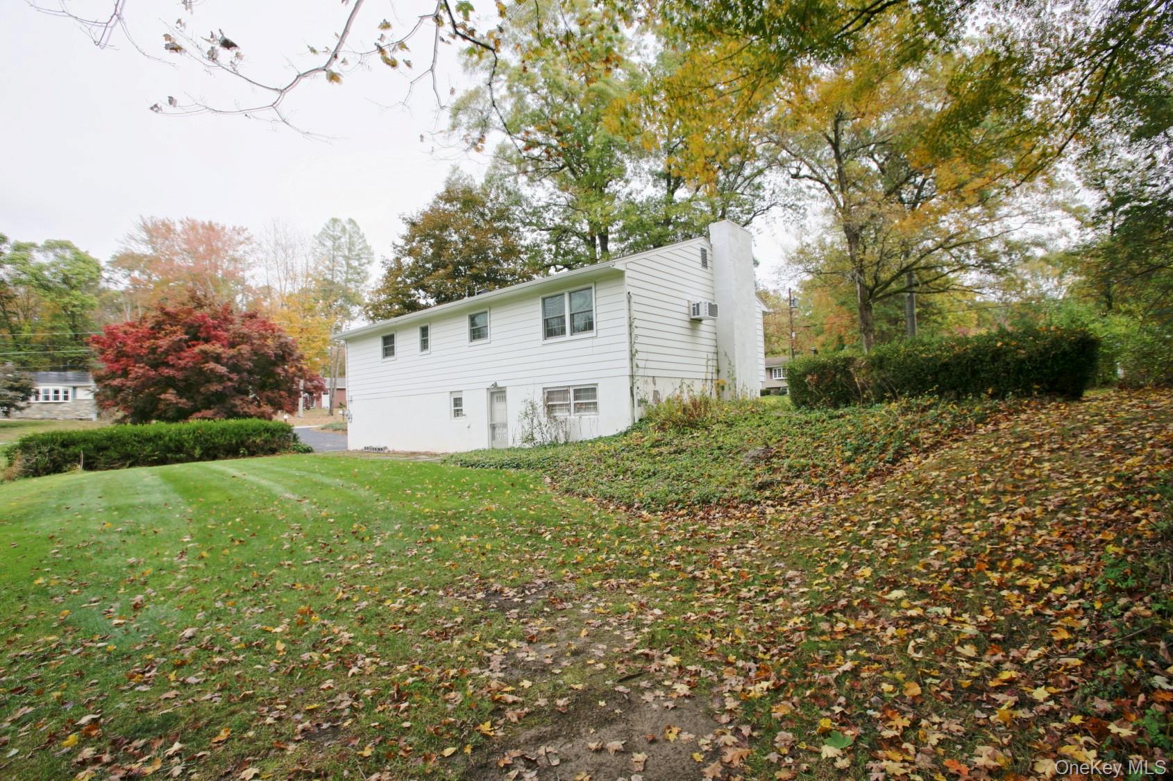 #5 photo, 7 Margaret Drive, Hyde Park , NY 12538