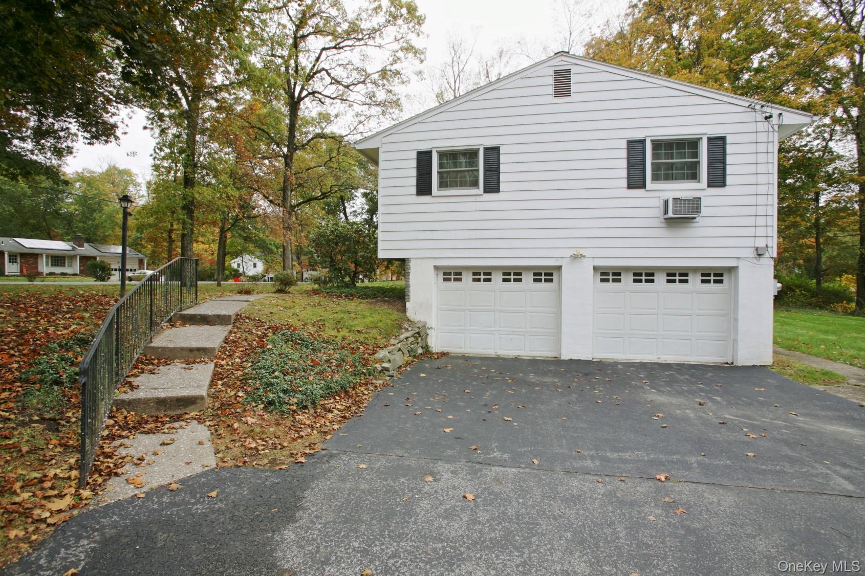 #6 photo, 7 Margaret Drive, Hyde Park , NY 12538