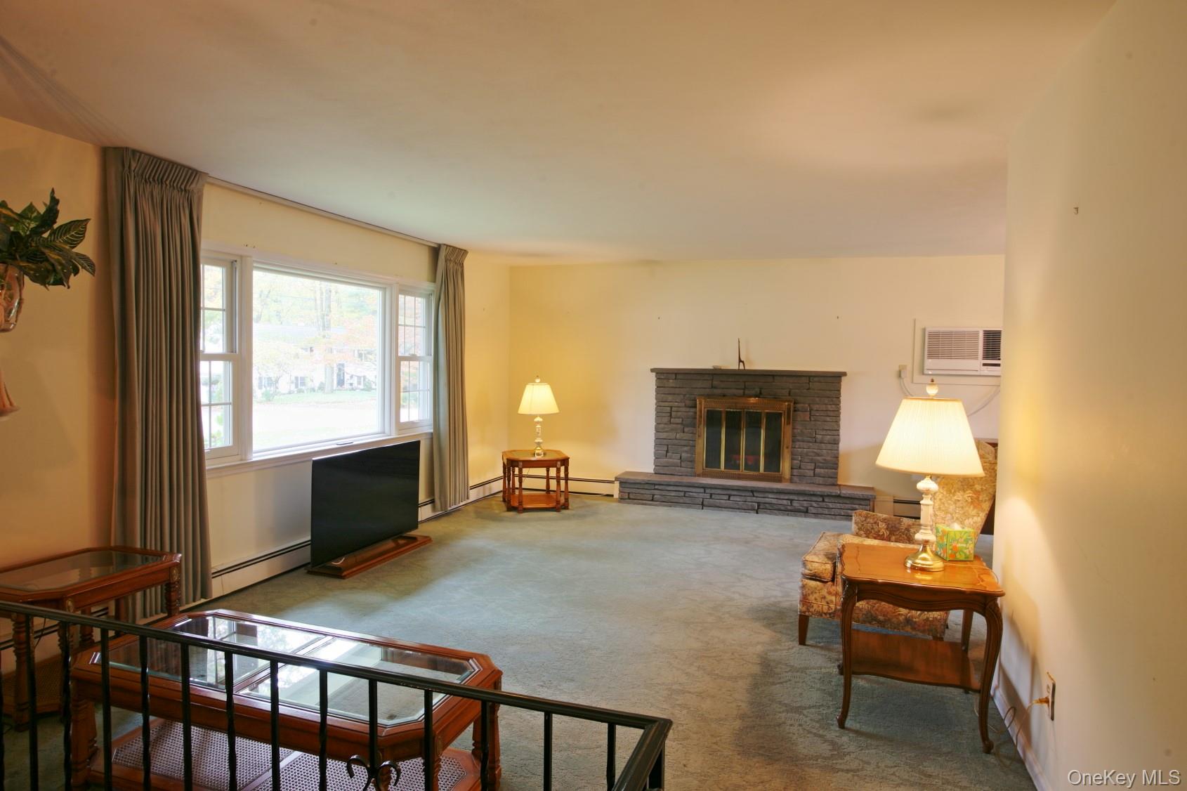 #7 photo, 7 Margaret Drive, Hyde Park , NY 12538