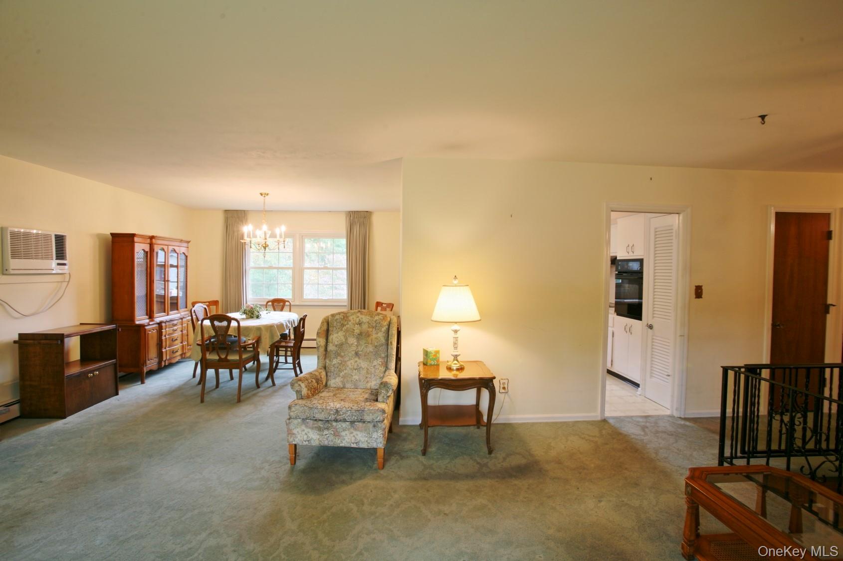 #8 photo, 7 Margaret Drive, Hyde Park , NY 12538