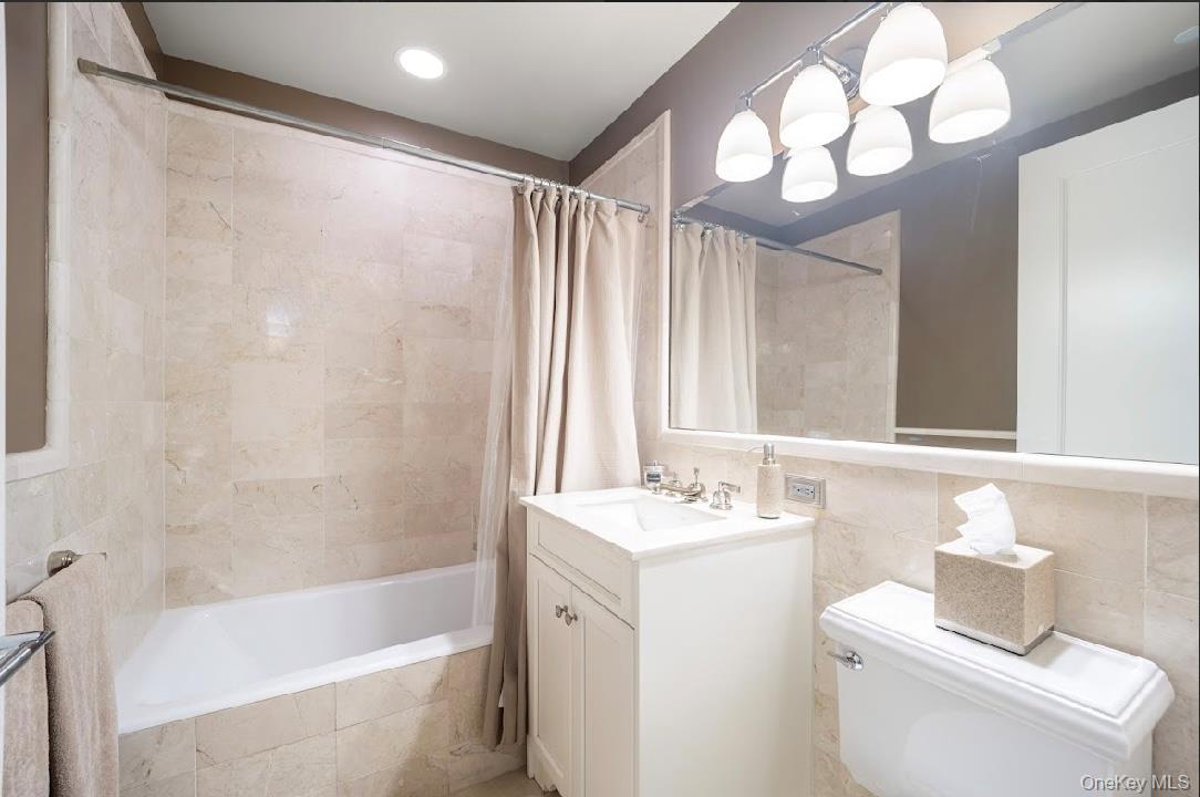 #12 photo, 10 City Place, White Plains , NY 10601