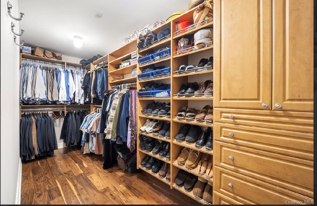 #17 photo, 10 City Place, White Plains , NY 10601