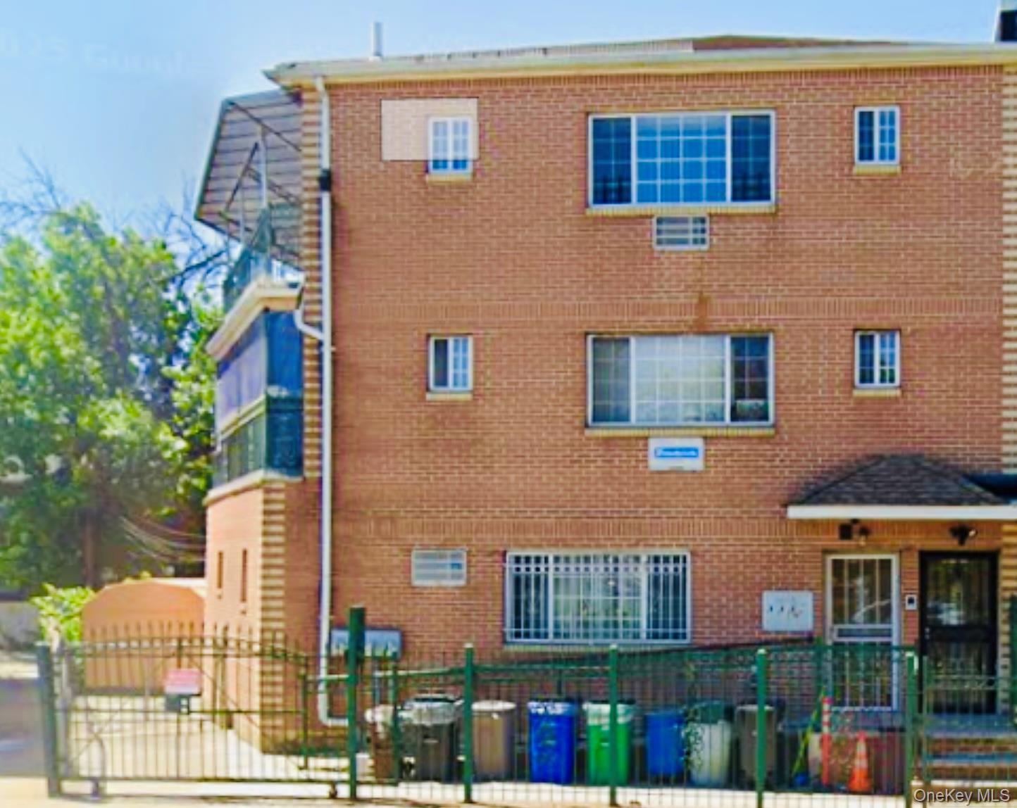 #1 photo, 89-08 S Conduit Avenue, クイーンズ区 Howard Beach , NY 11414