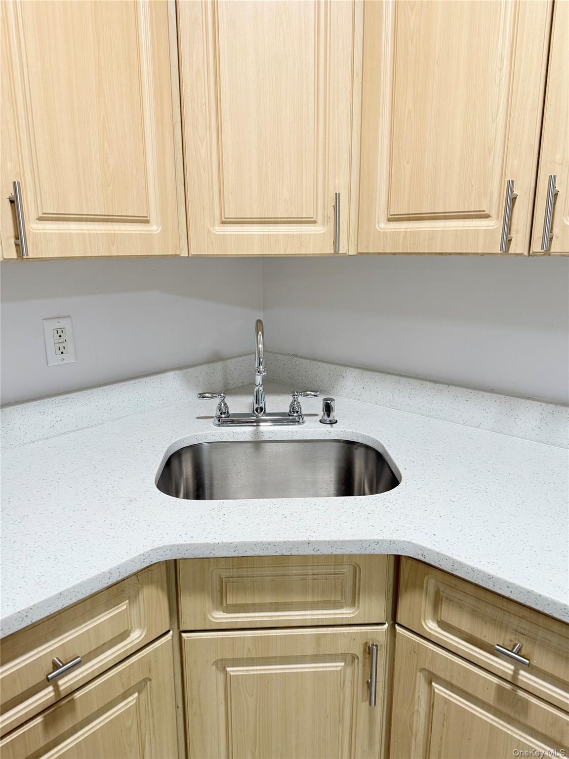 #12 photo, 89-08 S Conduit Avenue, クイーンズ区 Howard Beach , NY 11414