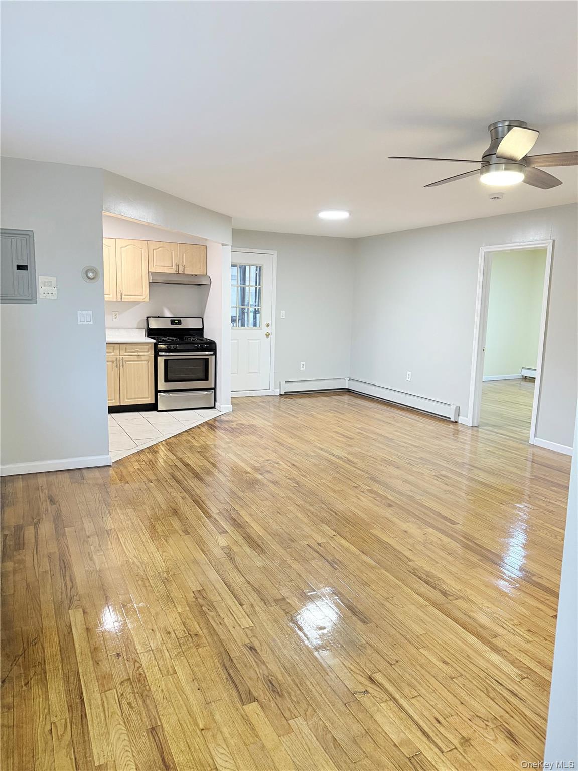 #9 photo, 89-08 S Conduit Avenue, クイーンズ区 Howard Beach , NY 11414