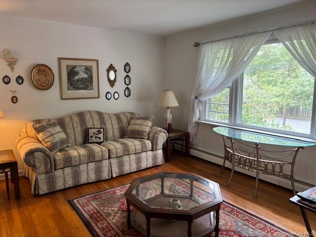 #2 photo, 59 Edgewood Avenue, サフォーク郡 Oakdale , NY 11769