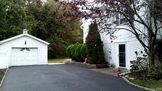#20 photo, 59 Edgewood Avenue, サフォーク郡 Oakdale , NY 11769