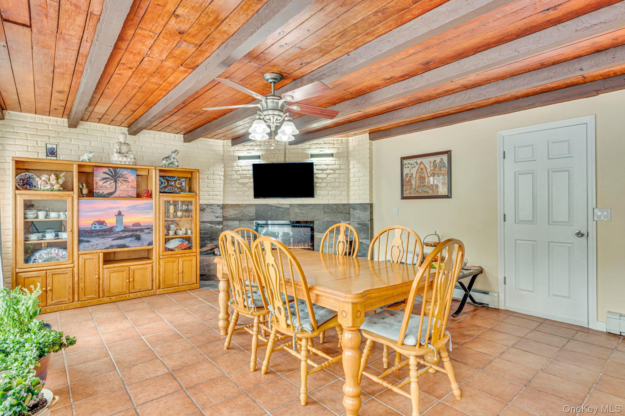 #17 photo, 21 Francisco Avenue, サフォーク郡 Central Islip , NY 11722