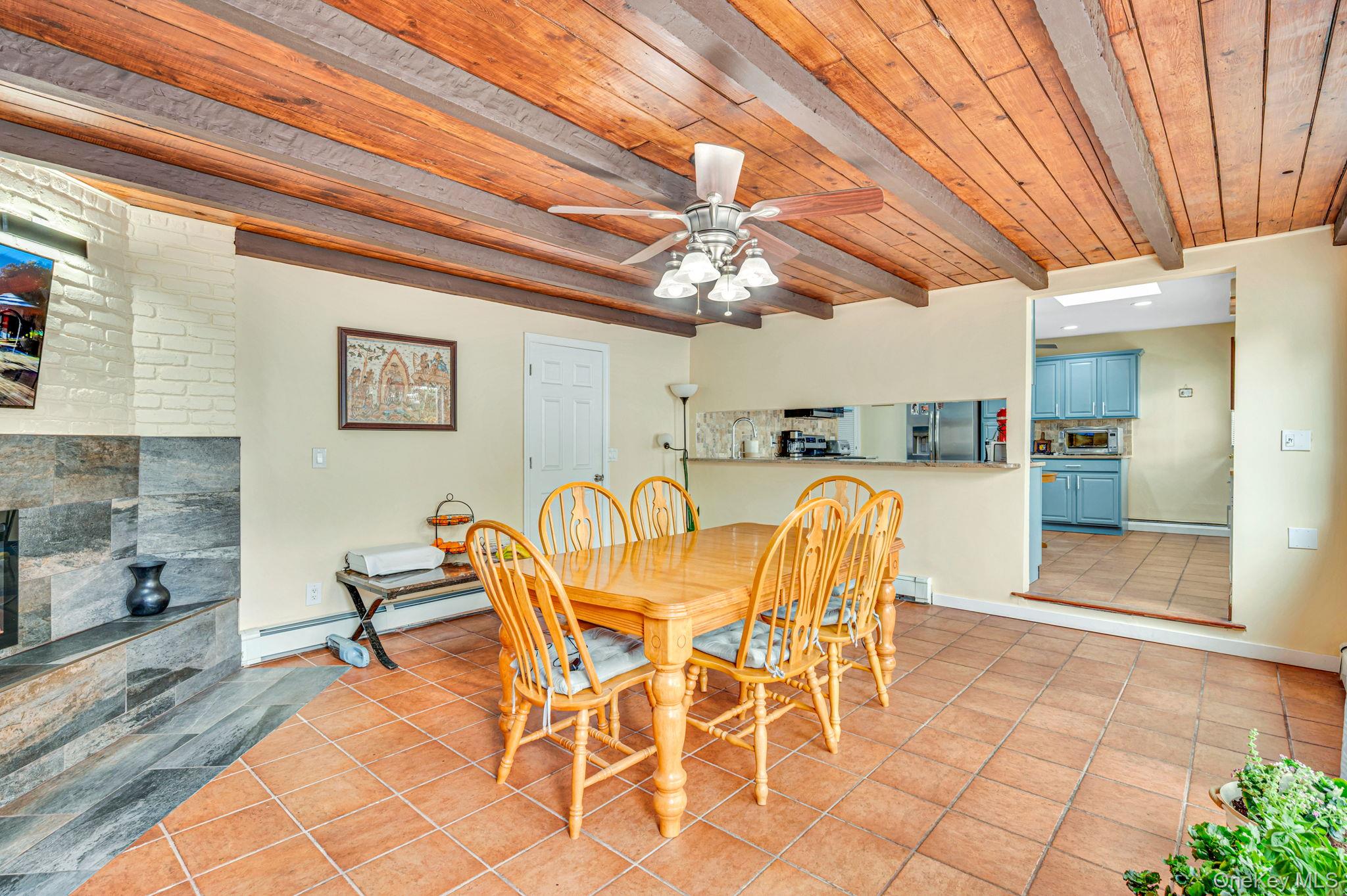 #19 photo, 21 Francisco Avenue, サフォーク郡 Central Islip , NY 11722