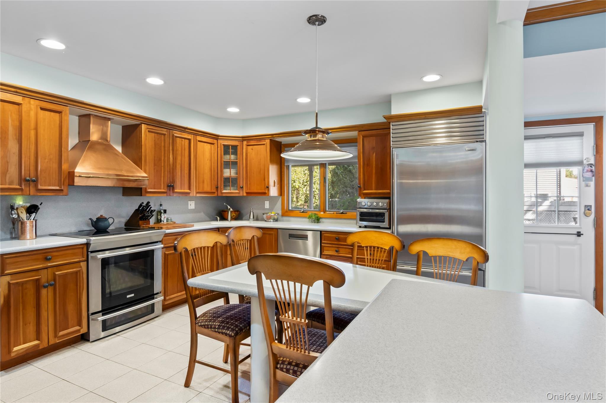 #12 photo, 48 Cedar Road, サフォーク郡 East Northport , NY 11731