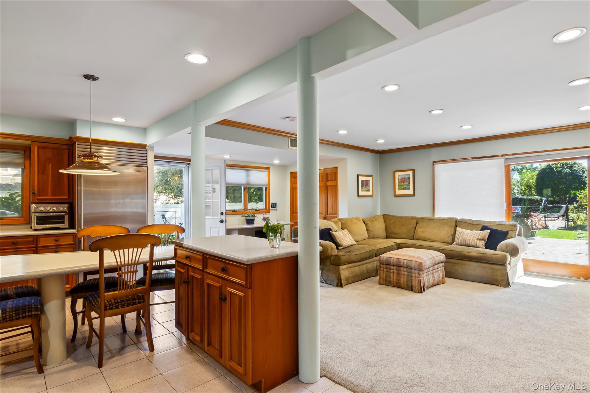 #13 photo, 48 Cedar Road, サフォーク郡 East Northport , NY 11731