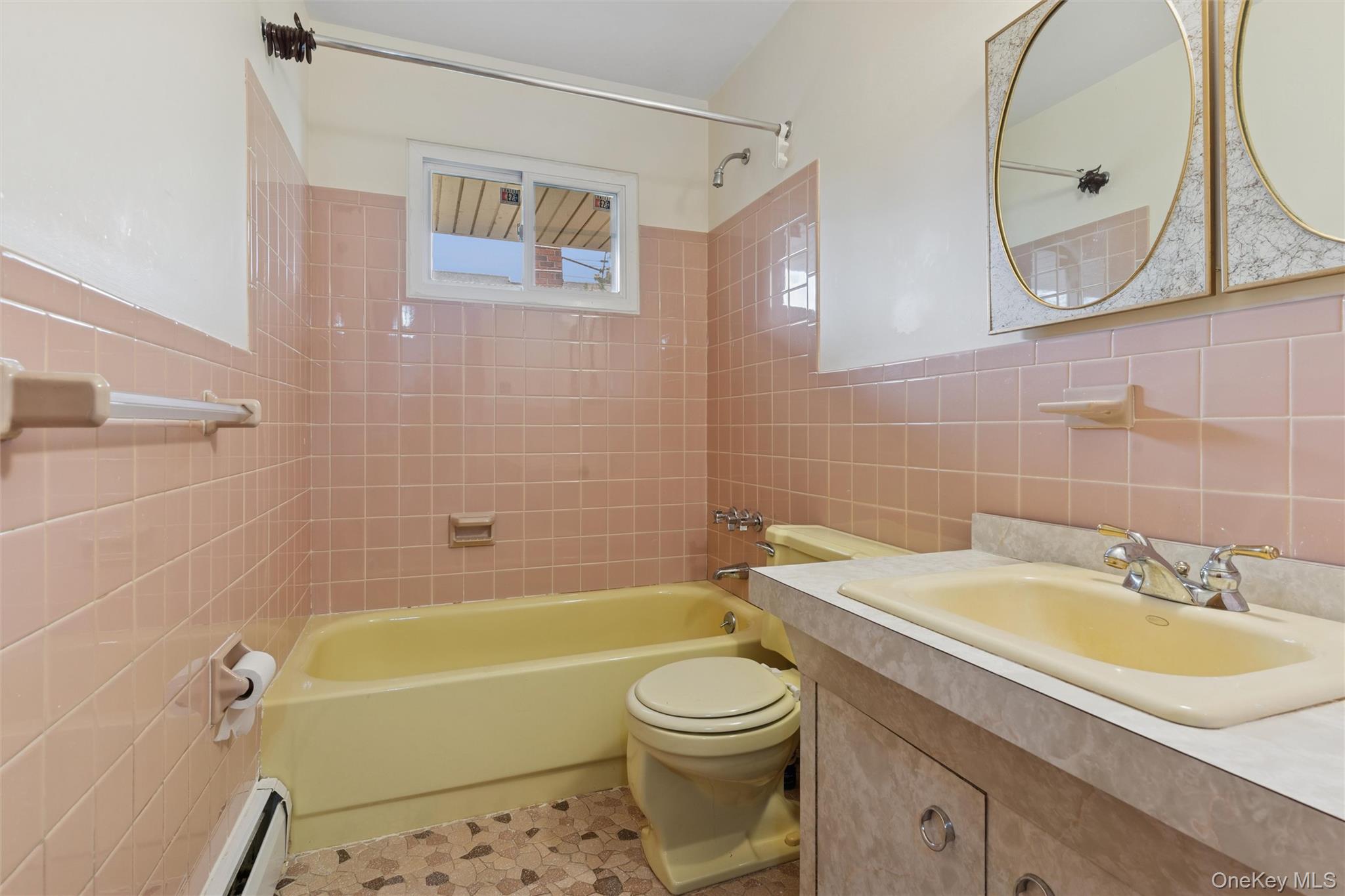 #12 photo, 60 Catherine Street, ナッソー郡 Valley Stream , NY 11581