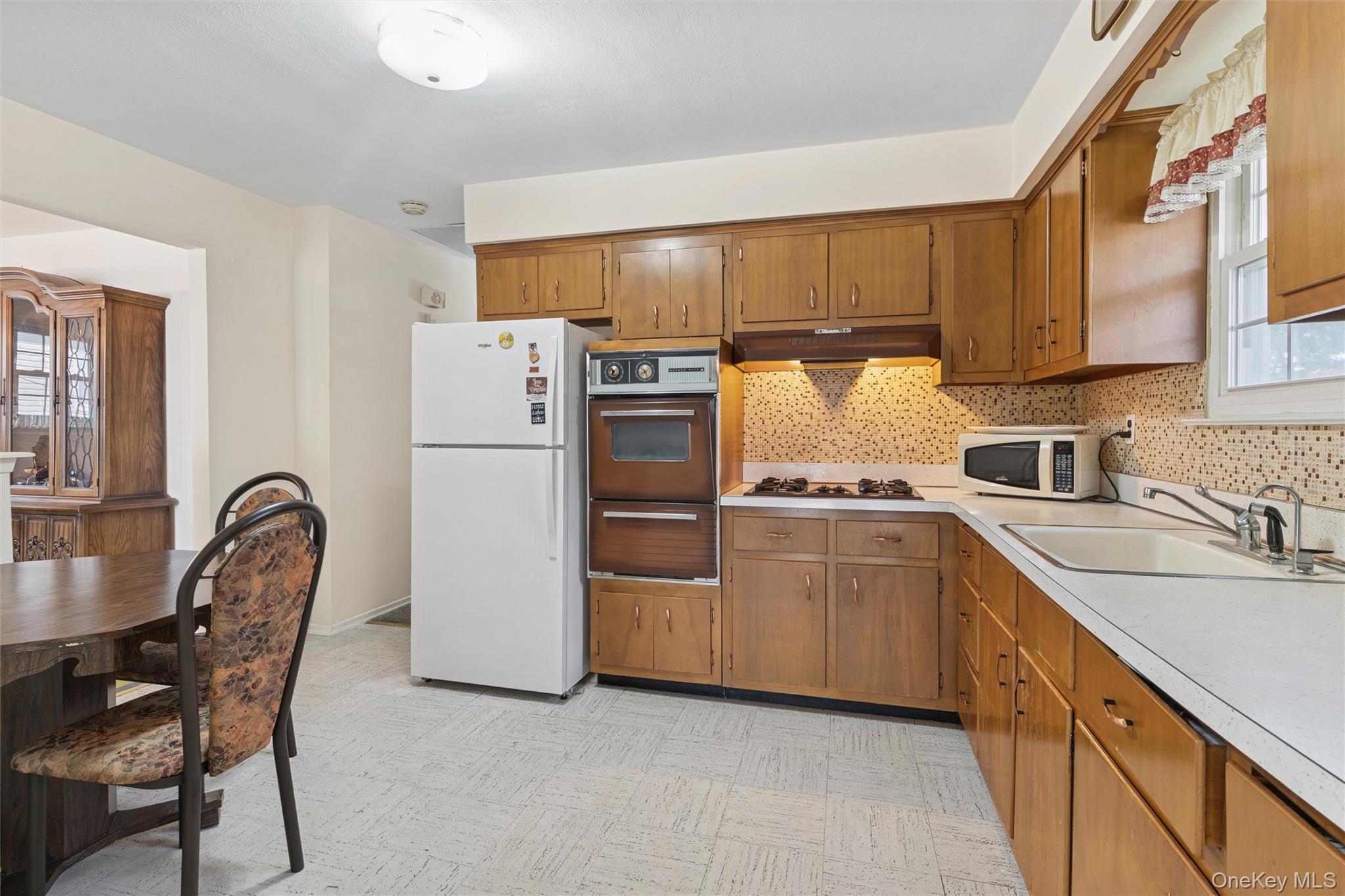 #7 photo, 60 Catherine Street, ナッソー郡 Valley Stream , NY 11581