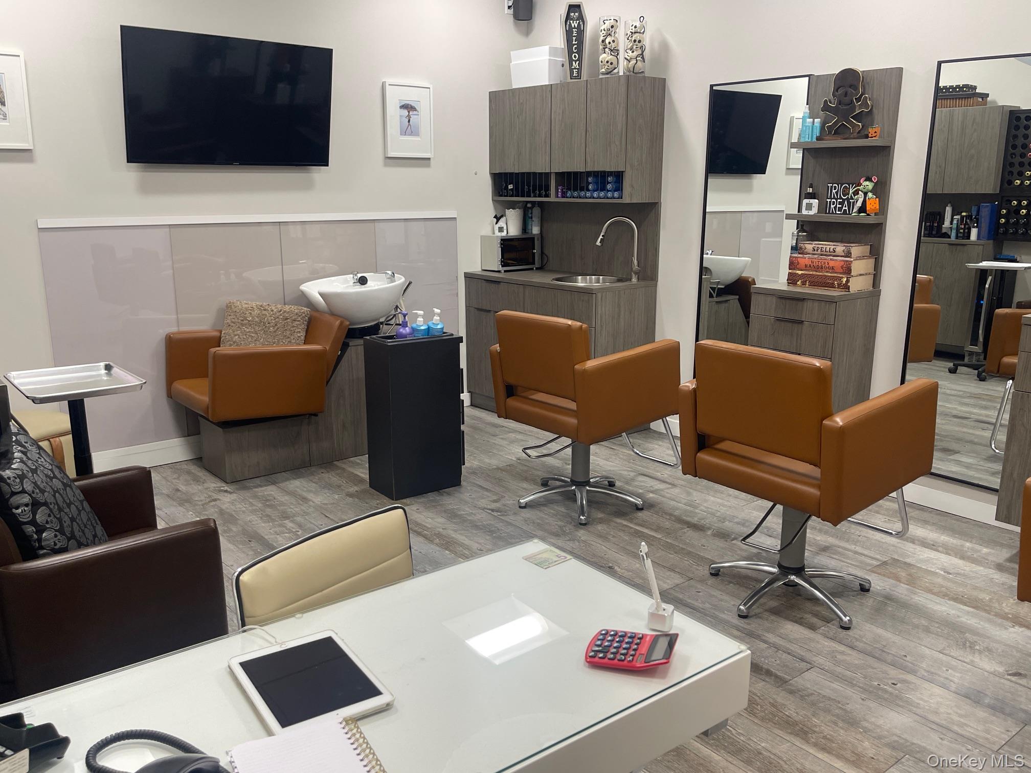 #18 photo, 271 Route 25A, サフォーク郡 Mount Sinai , NY 11766