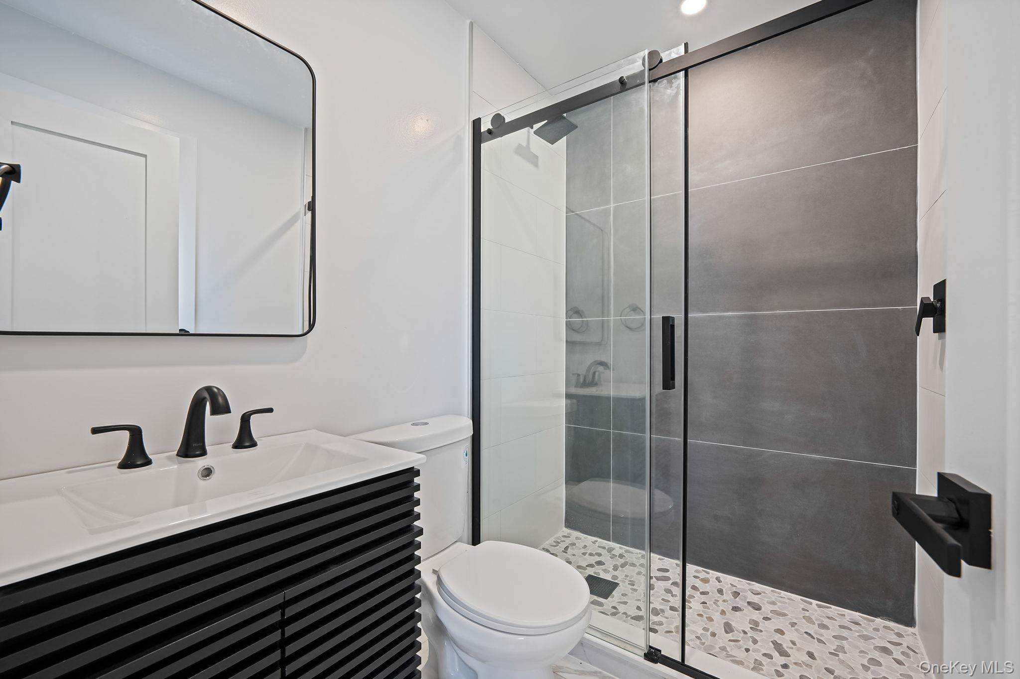 #20 photo, 31 Harrison Drive, サフォーク郡 Shirley , NY 11967