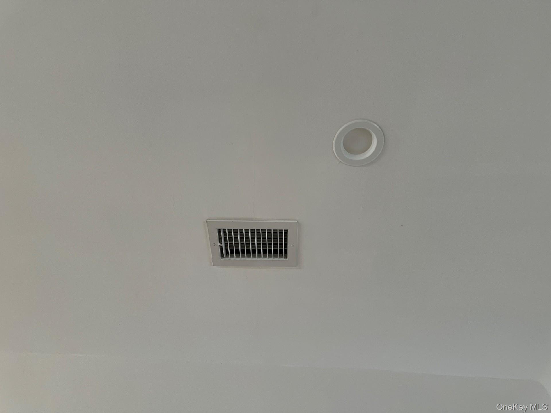 #18 photo, 114-32 168th Street, クイーンズ区 Jamaica , NY 11434