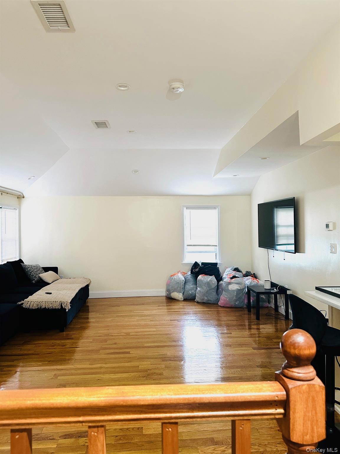 #4 photo, 114-32 168th Street, クイーンズ区 Jamaica , NY 11434