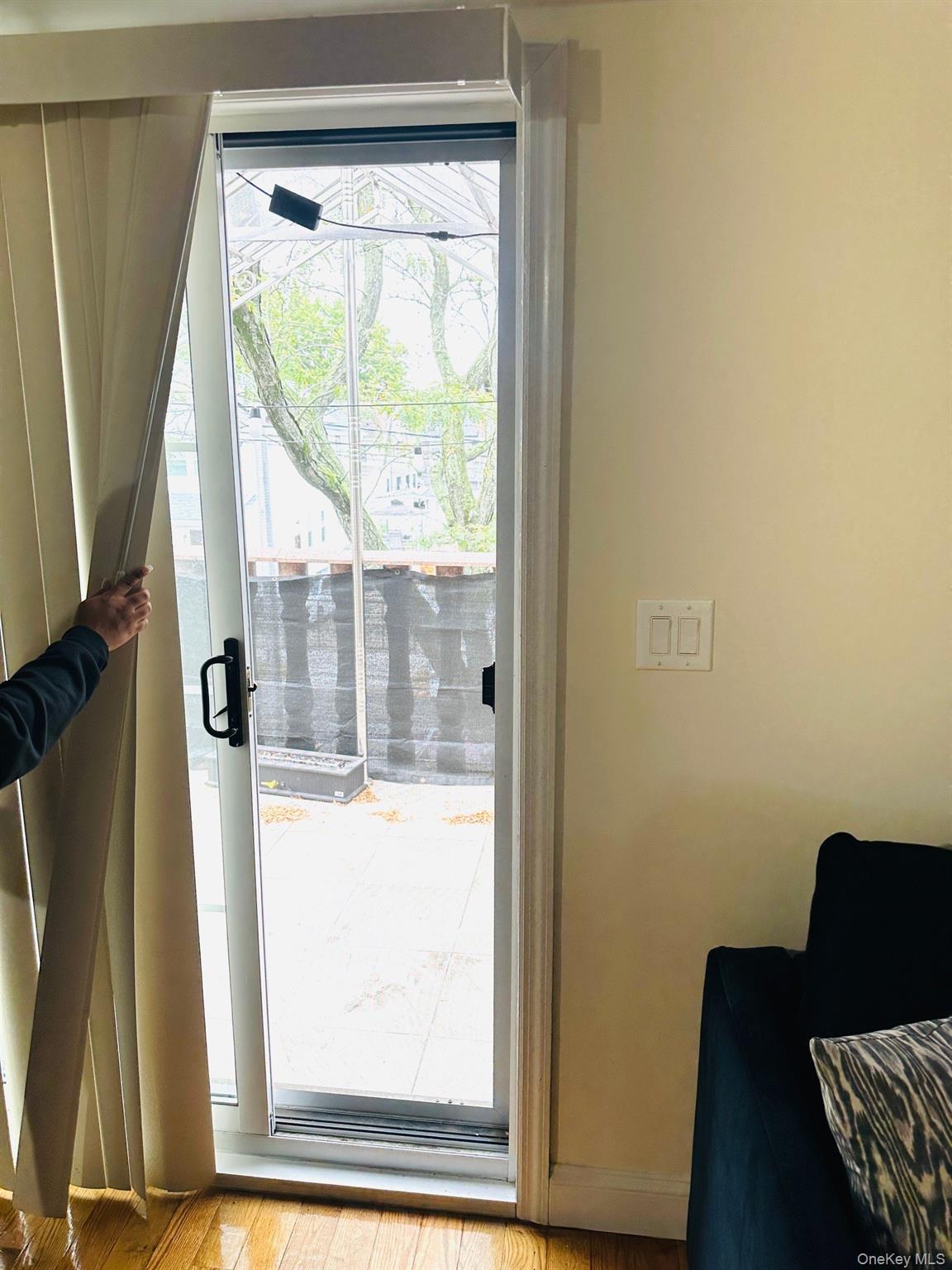 #5 photo, 114-32 168th Street, クイーンズ区 Jamaica , NY 11434