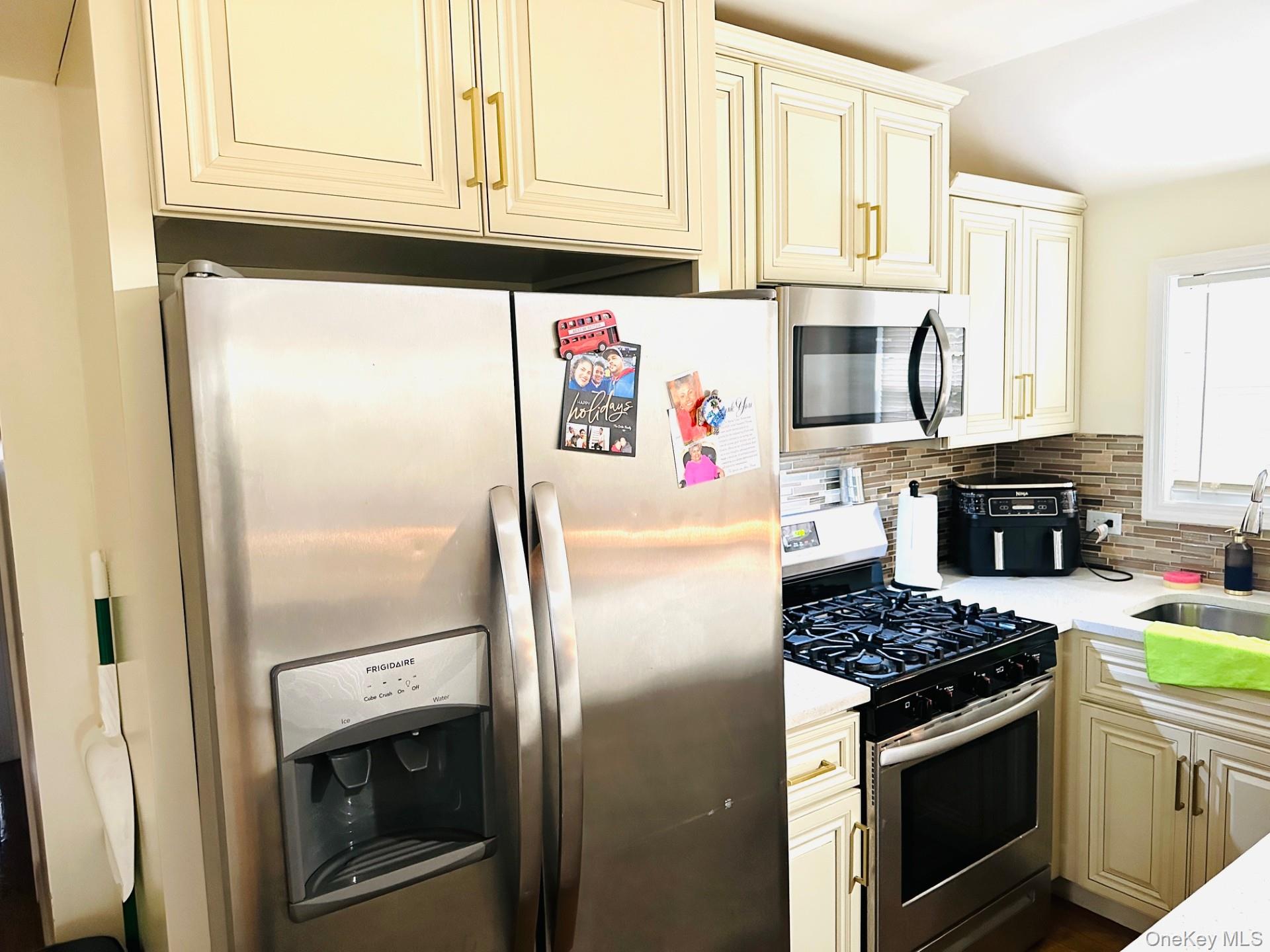 #7 photo, 114-32 168th Street, クイーンズ区 Jamaica , NY 11434