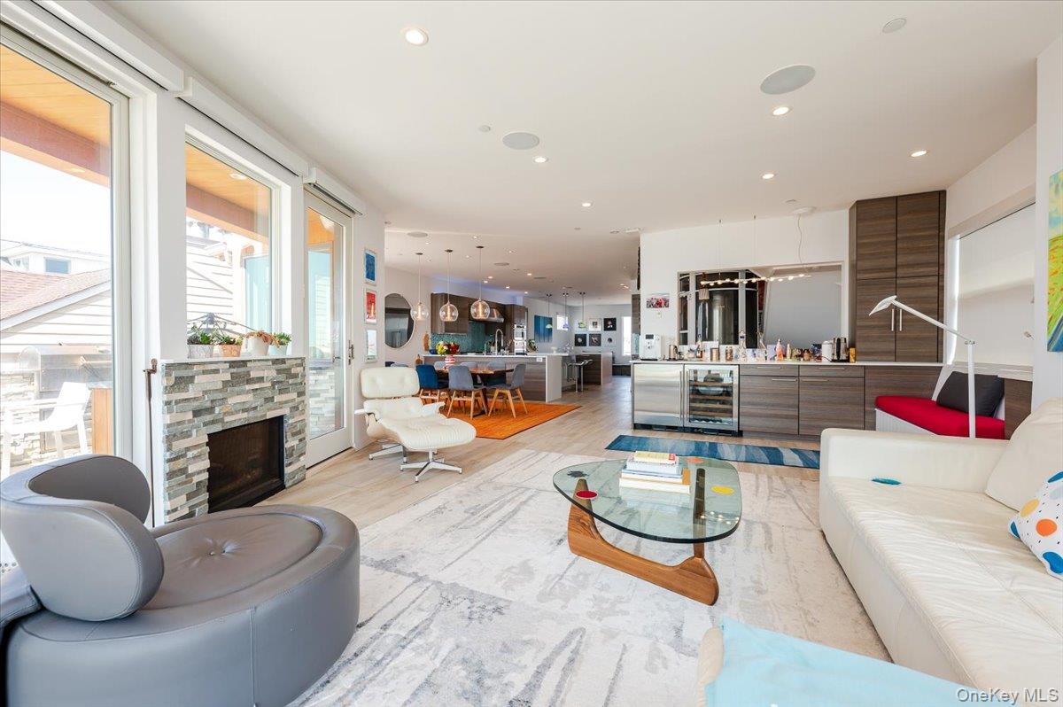 #13 photo, 11 Michigan Street, Long Beach , NY 11561